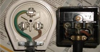 Подключение и монтаж розетки для электроплиты от 572 руб в Нерюнгри - ЭлектроНрю